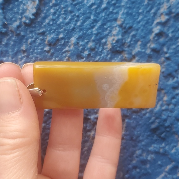 New Yellow Onyx Druzy Geode Agate Oblong Pendant. - Picture 11 of 16